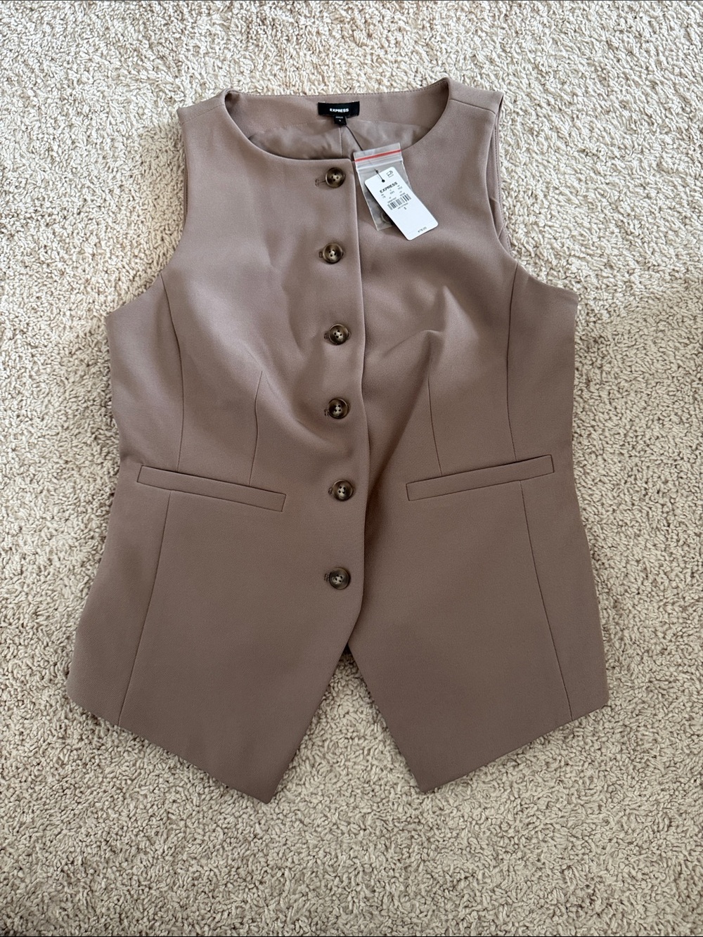 Express women’s Taupe Sleeveless Button Front Vest